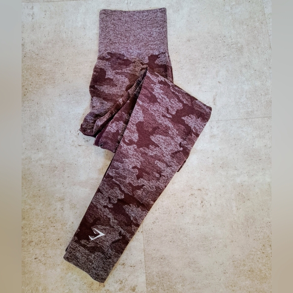 Gymshark Adapt Camo Leggings - Picture 2 of 6